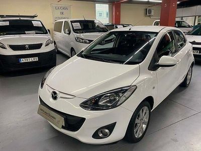 Usado Mazda 2 Style+ 75 CV (55 kW) 2012 Blanco Utilitario