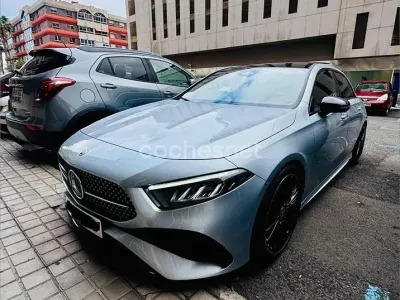 Usado Mercedes A250 218 CV (160 kW) 2024 Gris / plata Berlina