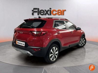 Usado Kia Stonic 100 CV (73 kW) 2024 Rojo SUV