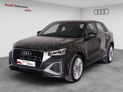 Usado Audi Q2 Ambiente 150 CV (110 kW) 2025 Gris / plata SUV