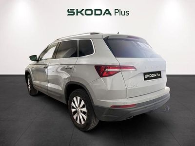 Usado Skoda Karoq Ambition 150 CV (110 kW) 2022 Gris SUV