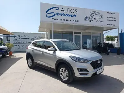 Usado Hyundai Tucson 132 CV (97 kW) 2019 Gris / plata SUV