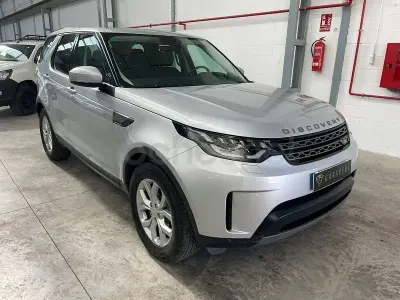 Usado Land Rover Discovery HSE Luxury 240 CV (176 kW) 2019 Blanco SUV