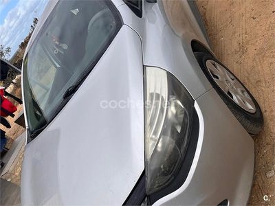Gris / plata Usado 2014 Renault Clio IV Business Berlina | 7500 € (Precio justo)
