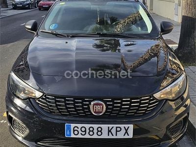Usado Fiat Tipo Lounge 120 CV (88 kW) 2018 Negro Berlina