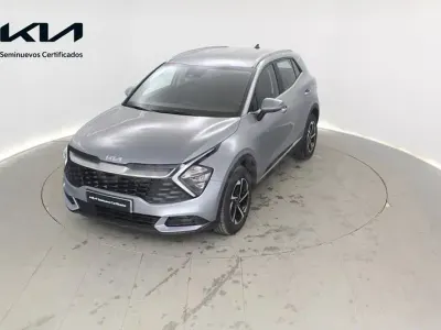 Usado Kia Sportage 115 CV (84 kW) 2025 Gris / plata SUV