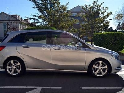 Mercedes B180