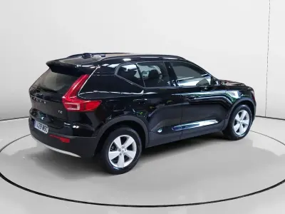 Usado Volvo XC40 129 CV (94 kW) 2022 Negro SUV