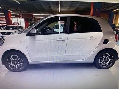 Usado Smart ForFour Passion 90 CV (66 kW) 2015 Blanco Utilitario
