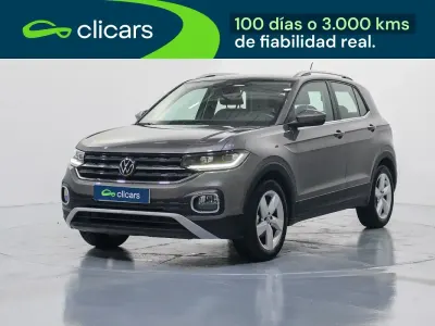Usado VW T-Cross Sport 110 CV (80 kW) 2021 Gris / plata SUV