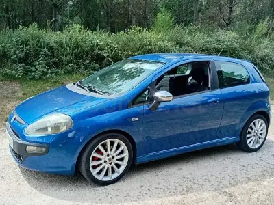 Usado Fiat Punto Evo Dynamic 95 CV (69 kW) 2011 Azul Utilitario