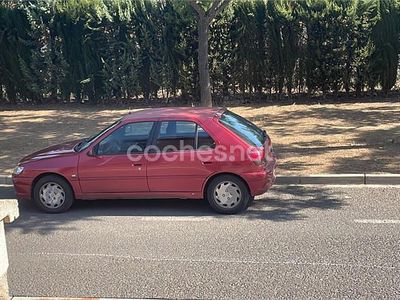 Peugeot 306