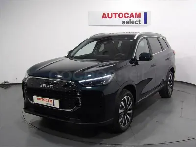 Usado Ebro s800 Luxury 279 CV (205 kW) 2025 Verde SUV