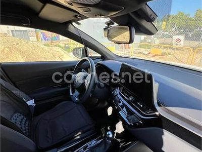 Usado Toyota C-HR Advance 184 CV (135 kW) 2023 Blanco SUV
