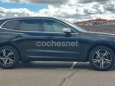 Usado Volvo XC60 R-Design 190 CV (139 kW) 2018 Negro SUV