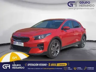Usado Kia XCeed 115 CV (84 kW) 2020 Rojo SUV