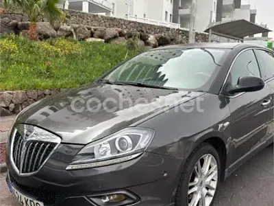 Usado Lancia Delta 165 CV (121 kW) 2009 Gris / plata Utilitario
