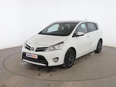 Blanco Usado 2015 Toyota Verso Advance Monovolumen | 14.399 € (Precio justo)