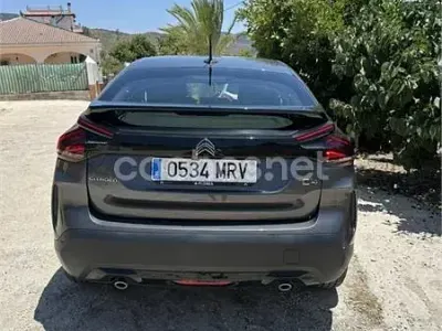 Usado Citroën C4 PureTech 130 CV (95 kW) 2024 Gris / plata SUV
