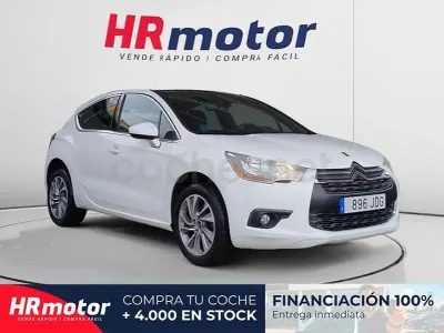Usado DS Automobiles DS4 Design 131 CV (96 kW) 2015 Blanco Berlina