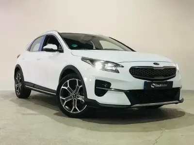 Usado Kia XCeed 120 CV (88 kW) 2022 Blanco SUV