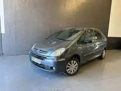 Usado Citroën Xsara Picasso 92 CV (67 kW) 2009 Gris / plata Monovolumen