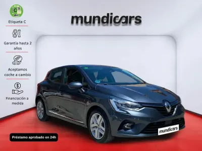 Usado Renault Clio V Intens 101 CV (74 kW) 2020 Gris Berlina