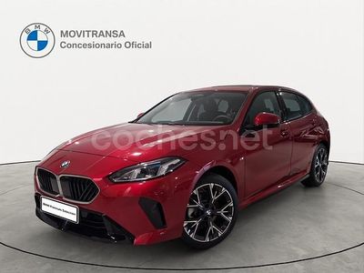 Usado BMW 120 Comfort Edition 170 CV (125 kW) 2025 Rojo Utilitario