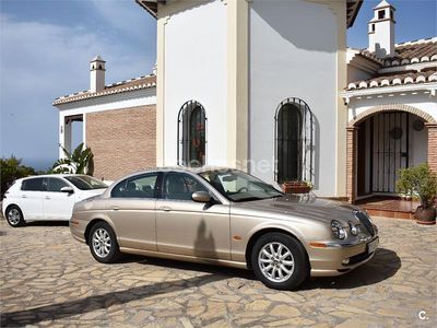 Beige Usado 2003 Jaguar S-Type Executive Berlina | 7500 € (Caro)