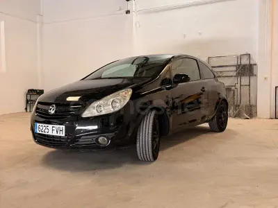 Usado Opel Corsa Sport 90 HP (66 kW) 2007 Preto Citadino