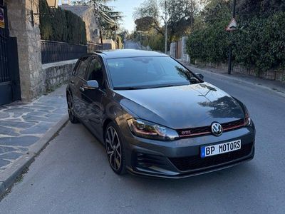 Usado VW Golf VII GTI 245 CV (180 kW) 2019 Gris / plata Berlina