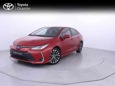 Usado Toyota Corolla Style 141 CV (103 kW) 2024 Rojo Berlina