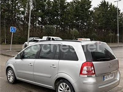 Usado Opel Zafira Family 110 CV (80 kW) 2014 Gris / plata Monovolumen