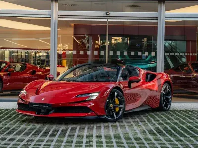 Nuevo Ferrari SF90 1000 CV (735 kW) 2025 Rojo Descapotable