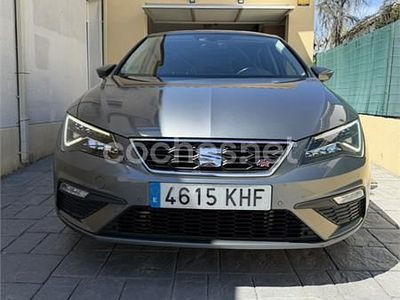 Usado Seat Leon FR 150 HP (110 kW) 2018 Cinzento Sedan