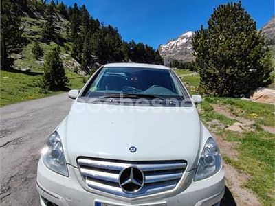 Blanco Usado 2010 Mercedes B180 Monovolumen | 6490 € (Precio justo)