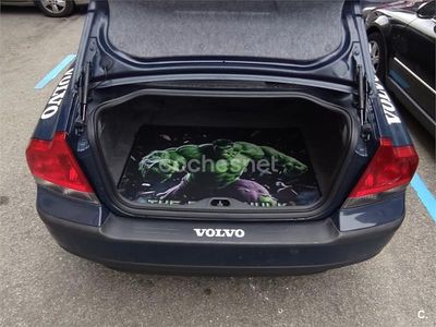 Azul Usado 2001 Volvo S60 Berlina | 4990 €