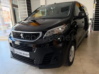 Begagnad Peugeot Traveller Business-Line 120 HK (88 kW) 2021 Svart Minibuss
