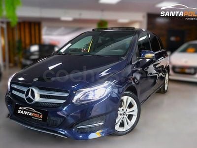 Käytetty Mercedes B220 177 HP (130 kW) 2017 Sininen Tila-auto