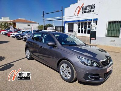 Usado Peugeot 308 Active 131 CV (96 kW) 2021 Gris Utilitario