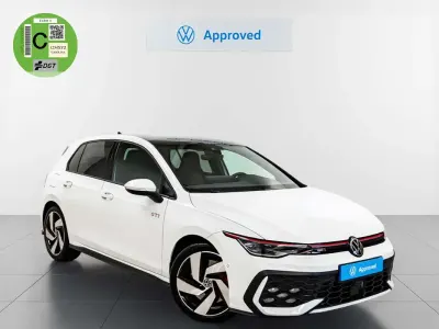 Usado VW Golf VIII GTI 265 CV (194 kW) 2025 Blanco Utilitario