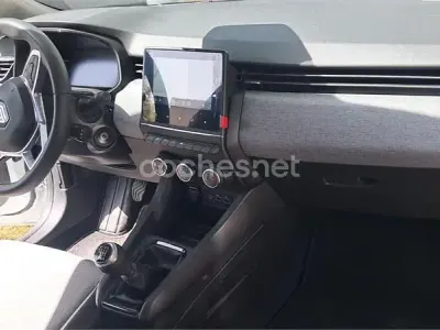 Usado Renault Clio V Evolution 100 CV (73 kW) 2024 Blanco Berlina