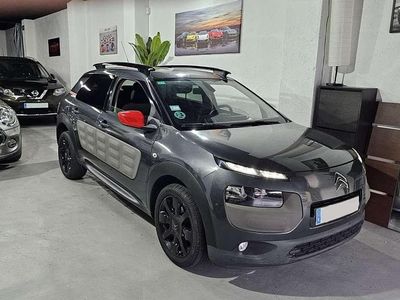 Gris / plata Usado 2016 Citroën C4 Cactus Shine Utilitario | 9700 € (Precio justo)