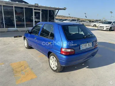 Usado Citroën Saxo 58 CV (42 kW) 2000 Azul Utilitario