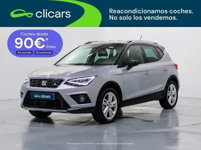 Usado Seat Arona FR 90 CV (66 kW) 2020 Gris / plata SUV
