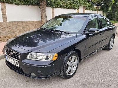 Negro Usado 2009 Volvo S60 Momentum Berlina | 4990 € (Super precio)