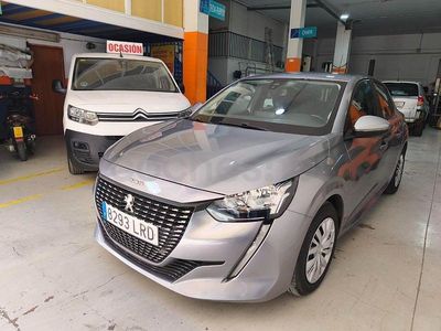 Usado Peugeot 208 Active 100 CV (73 kW) 2021 Gris / plata Utilitario