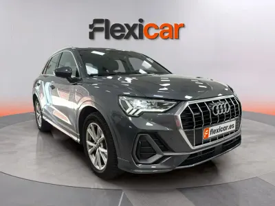 Usado Audi Q3 Premium 150 CV (110 kW) 2022 Gris SUV