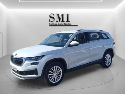Usado Skoda Kodiaq Ambition 150 CV (110 kW) 2024 Blanco SUV