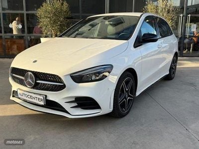 Blanco Usado 2021 Mercedes B250 Monovolumen | 24.800 €